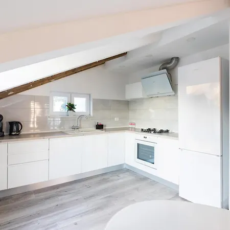 Apartman Castrum Jubae *