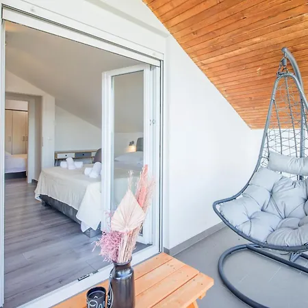 Apartman Castrum Jubae Appartamento *